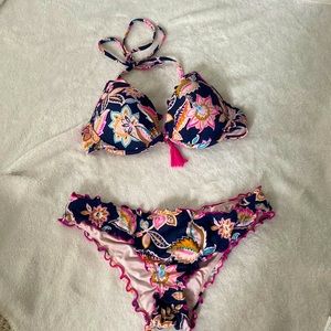 Floral bikini set